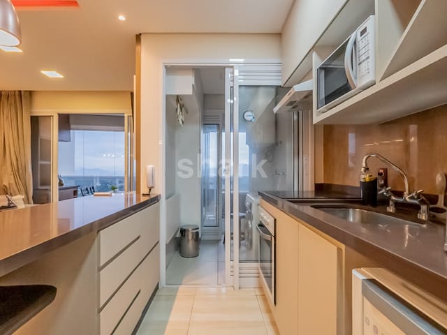 Apartamento com 70m² 2 quartos e 2 banheiros, para alugar, no bairro Melville Empresarial I e II em Barueri