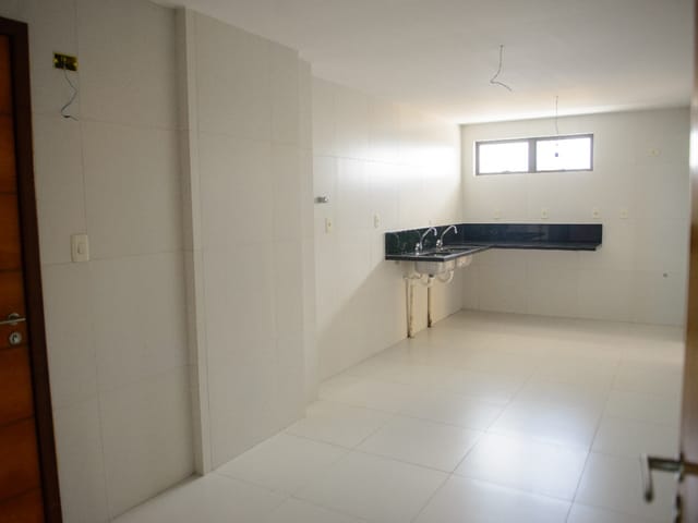 Apartamento com 158m² 4 quartos e 5 banheiros, à venda, no bairro Manaíra em João Pessoa