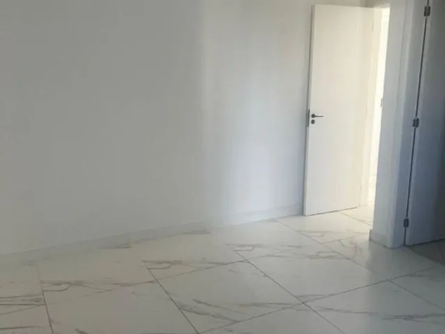 Apartamento 3 quartos e 4 banheiros, para alugar, no bairro Vila Assunção em Santo André