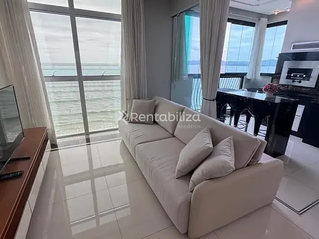 Apartamento 4 quartos e 5 banheiros, à venda, no bairro Meia Praia em Itapema
