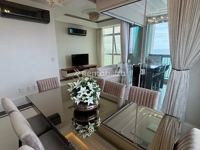 Apartamento 4 quartos e 5 banheiros, à venda, no bairro Meia Praia em Itapema