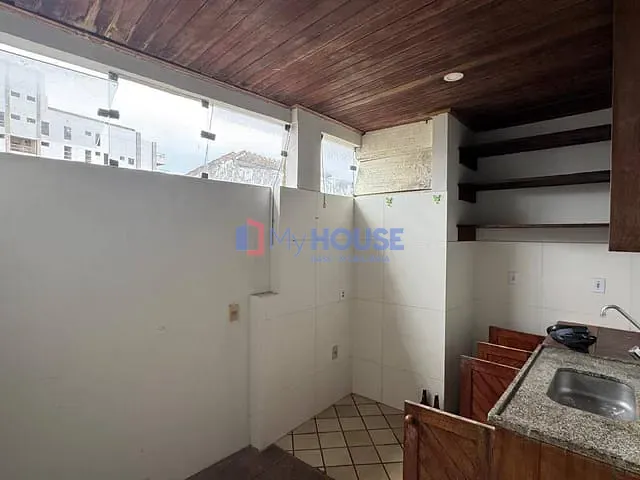 Apartamento 2 quartos e 2 banheiros, para alugar, no bairro Pontal em Ilhéus