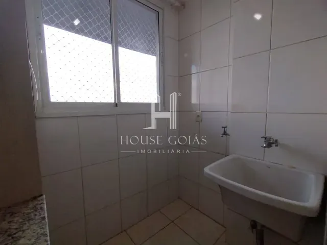 Apartamento 3 quartos e 2 banheiros, à venda, no bairro Jardim Maria Inês em Aparecida de Goiânia