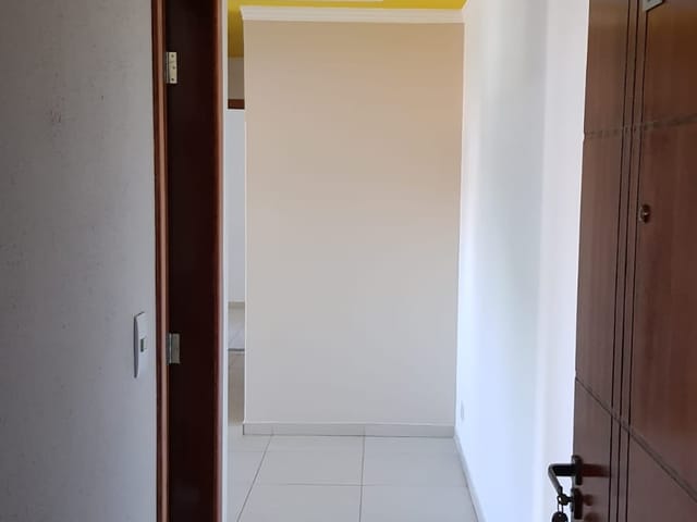 Apartamento 2 quartos e 1 banheiro, à venda, no bairro Jardim Petrópolis em Campo Grande