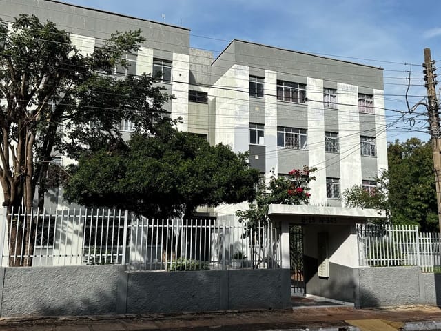 Apartamento 2 quartos e 1 banheiro, à venda, no bairro Jardim Petrópolis em Campo Grande