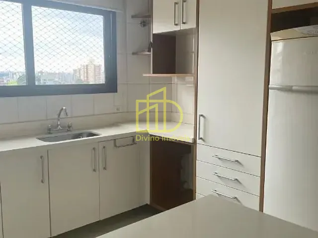 Apartamento à venda, no bairro Vila Gilda em Santo André