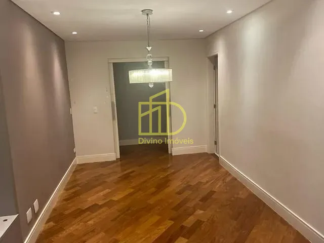 Apartamento à venda, no bairro Vila Gilda em Santo André