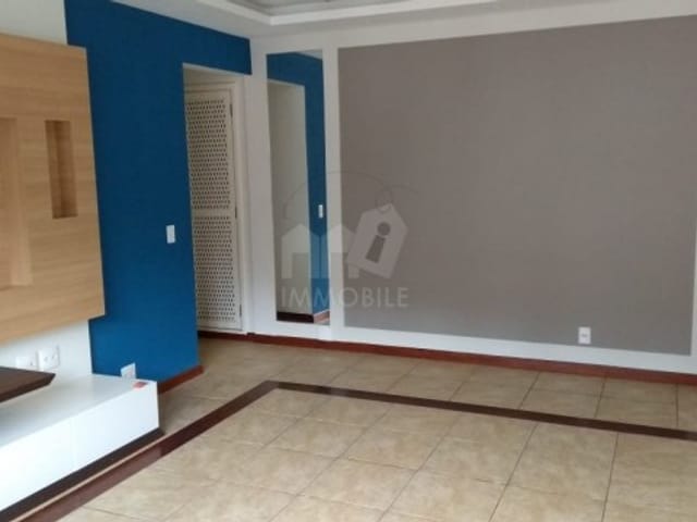 Apartamento à venda, no bairro Quitandinha em Petrópolis