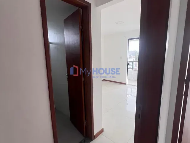 Apartamento 2 quartos e 2 banheiros, à venda, no bairro São Francisco em Ilhéus