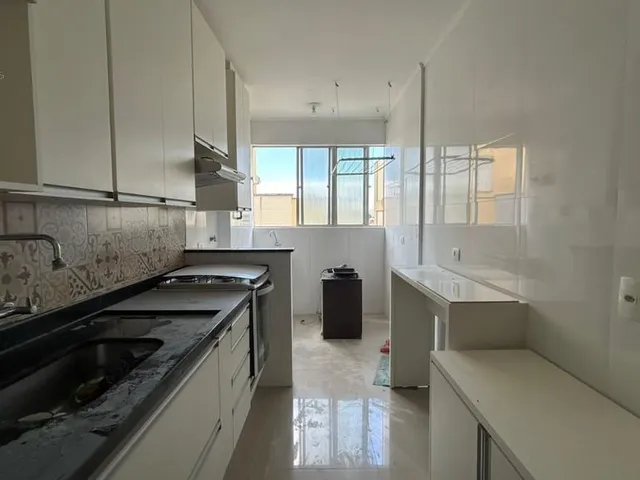 Apartamento com 98m² 3 quartos e 2 banheiros, à venda ou para alugar, no bairro Jardim Higienópolis em Londrina