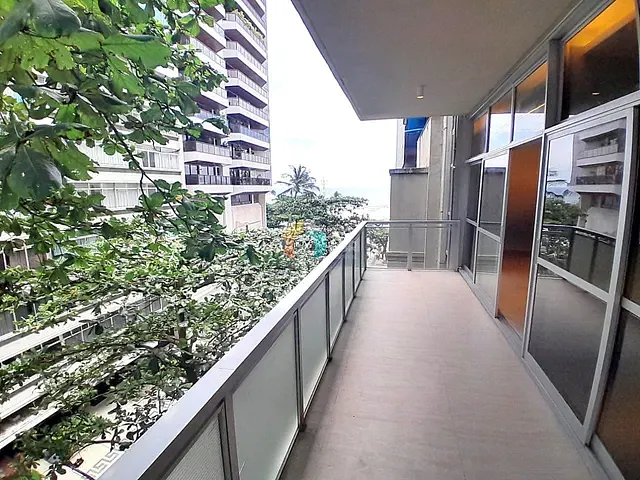 Apartamento com 245m² 4 quartos e 1 banheiro, à venda, no bairro Copacabana em Rio de Janeiro
