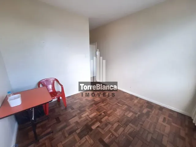 Apartamento com 123m² 3 quartos e 1 banheiro, à venda ou para alugar, no bairro Centro em Ponta Grossa