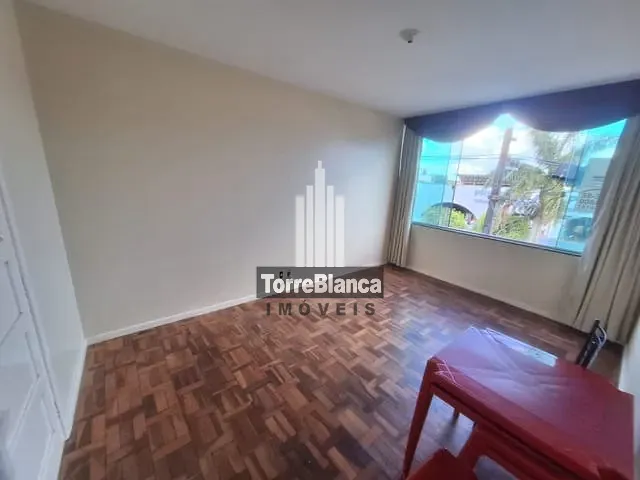 Apartamento com 123m² 3 quartos e 1 banheiro, à venda ou para alugar, no bairro Centro em Ponta Grossa