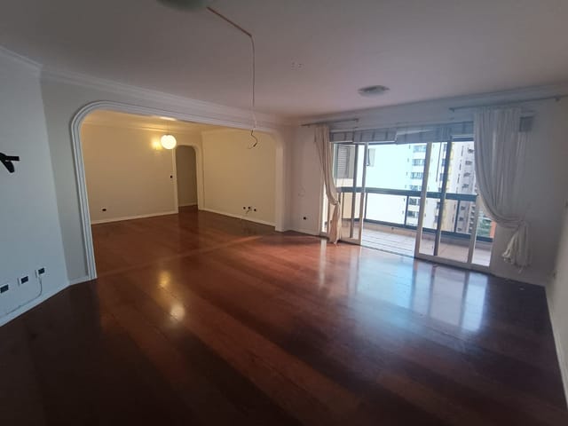 Apartamento com 155m² 3 quartos e 3 banheiros, à venda, no bairro Vila Hamburguesa em São Paulo