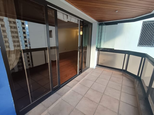 Apartamento com 155m² 3 quartos e 3 banheiros, à venda, no bairro Vila Hamburguesa em São Paulo