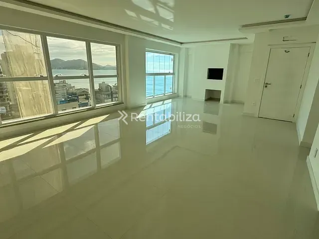 Apartamento 4 quartos e 5 banheiros, à venda, no bairro Meia Praia em Itapema