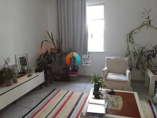 Apartamento com 70m² 3 quartos e 1 banheiro, à venda, no bairro Copacabana em Rio de Janeiro