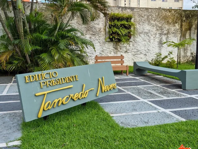 Apartamento 2 quartos e 2 banheiros, para alugar, no bairro BATISTA CAMPOS em Belem