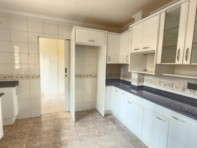 Apartamento com 150m² 2 quartos e 3 banheiros, para alugar, no bairro Centro em Londrina