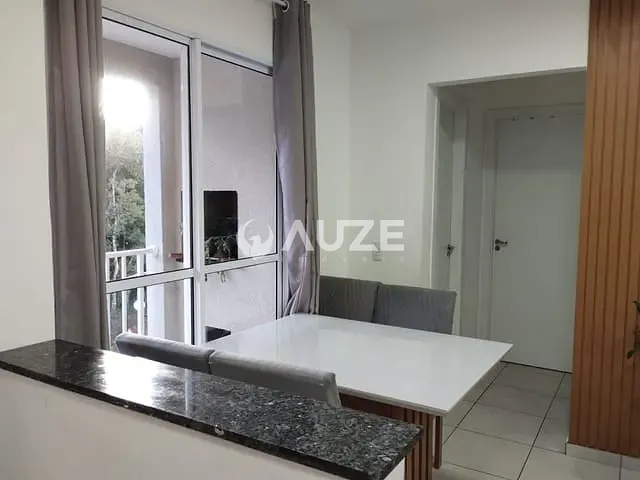 Apartamento 2 quartos e 1 banheiro, à venda, no bairro Campina da Barra em Araucária