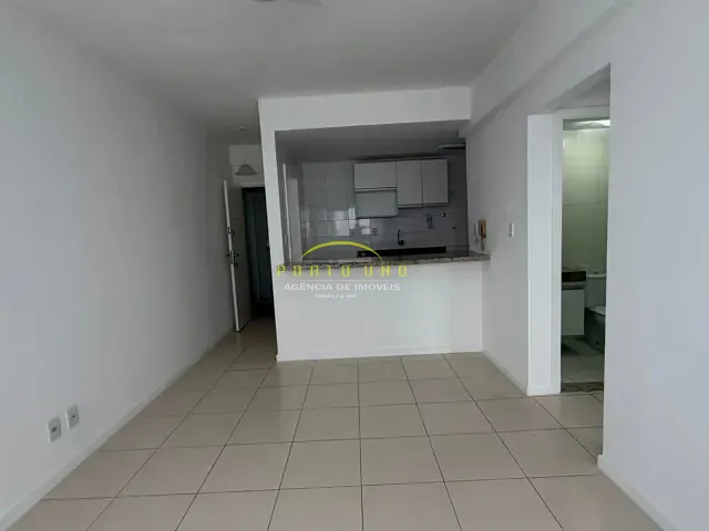 Apartamento 1 quarto e 1 banheiro, para alugar, no bairro Rio Vermelho em Salvador