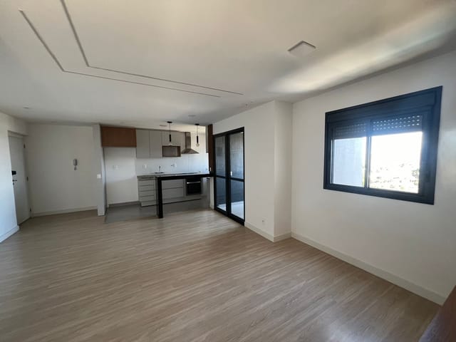 Apartamento 2 quartos e 2 banheiros, à venda, no bairro Tiradentes em Campo Grande