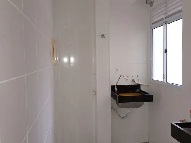 Apartamento 2 quartos e 1 banheiro, à venda, no bairro Guaratiba em Rio de Janeiro