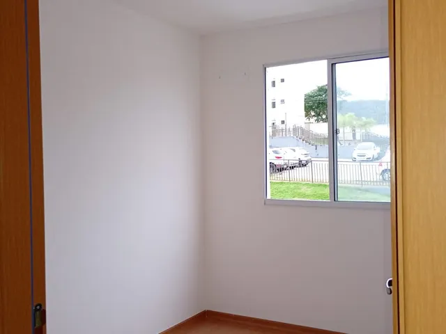 Apartamento 2 quartos e 1 banheiro, à venda, no bairro Guaratiba em Rio de Janeiro