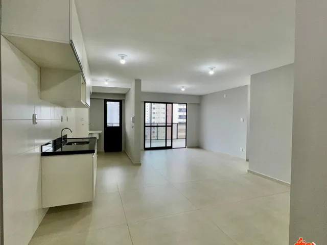 Apartamento 2 quartos e 2 banheiros, para alugar, no bairro Batista Campos em Belem