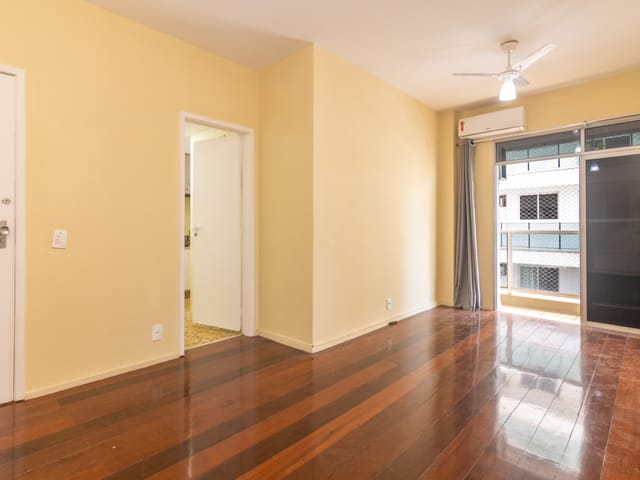 Foto do Apartamento - Apartamento para locação, localizado em Botafogo no coração da Zona Sul carioca – Próximo ao metrô e comércio! | GrupoApi