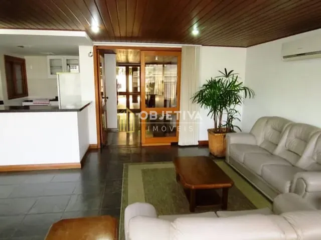 Apartamento com 304m² 4 quartos e 2 banheiros, à venda, no bairro Centro em Novo Hamburgo