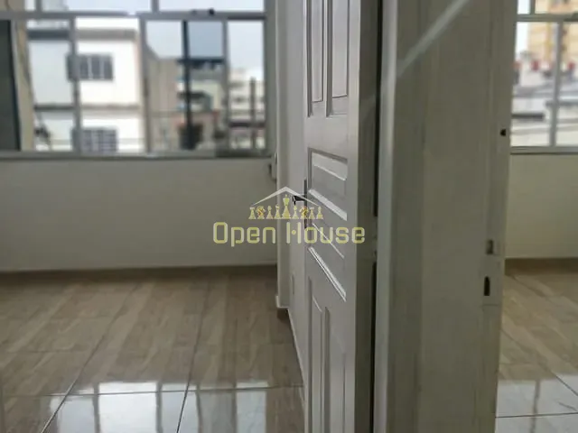 Apartamento 2 quartos e 1 banheiro, à venda, no bairro Aterrado em Volta Redonda