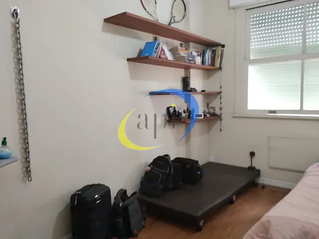 Apartamento com 120m² 3 quartos e 2 banheiros, à venda, no bairro Copacabana em Rio de Janeiro