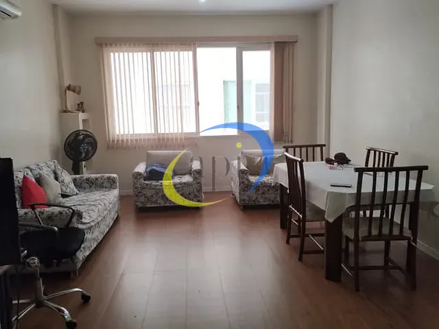 Apartamento com 120m² 3 quartos e 2 banheiros, à venda, no bairro Copacabana em Rio de Janeiro