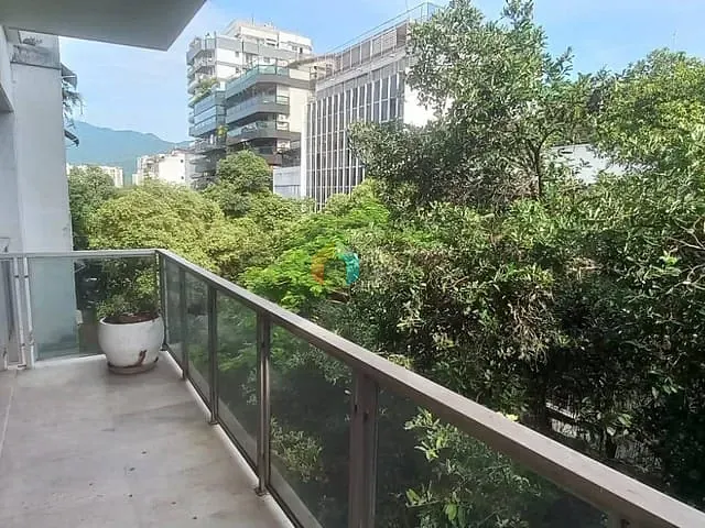 Apartamento com 150m² 3 quartos e 1 banheiro, à venda, no bairro Ipanema em Rio de Janeiro