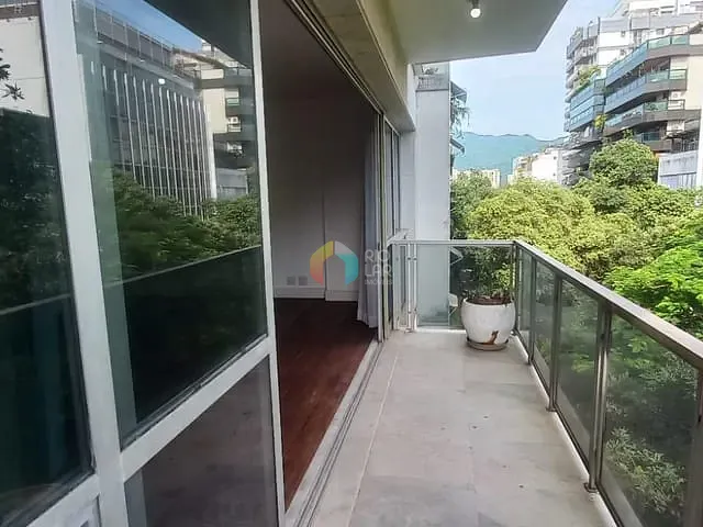 Apartamento com 150m² 3 quartos e 1 banheiro, à venda, no bairro Ipanema em Rio de Janeiro