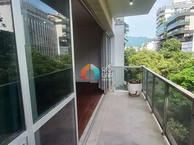 Apartamento com 150m² 3 quartos e 1 banheiro, à venda, no bairro Ipanema em Rio de Janeiro