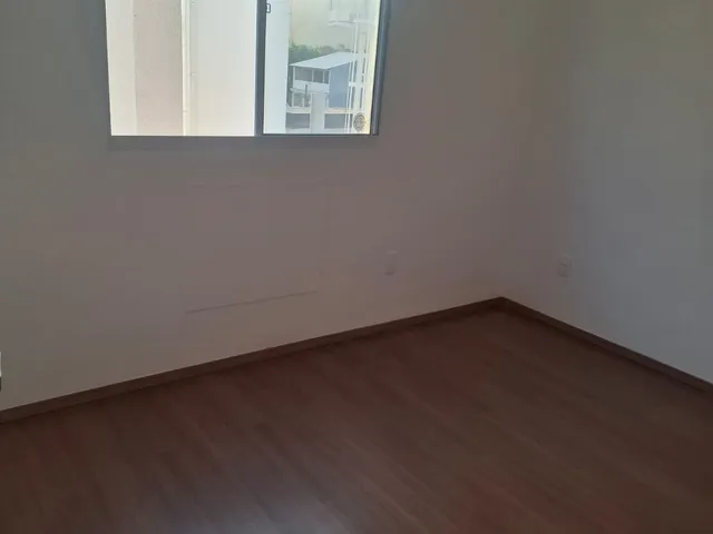 Apartamento 2 quartos e 1 banheiro, à venda, no bairro Guaratiba em Rio de Janeiro