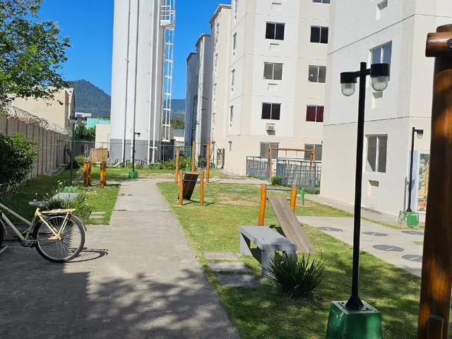 Apartamento 2 quartos e 1 banheiro, à venda, no bairro Guaratiba em Rio de Janeiro