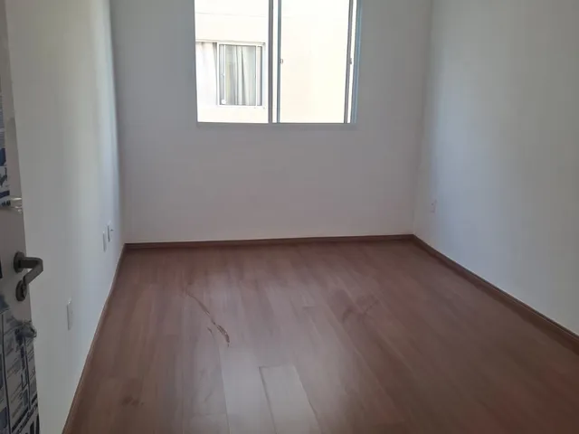 Apartamento 2 quartos e 1 banheiro, à venda, no bairro Guaratiba em Rio de Janeiro