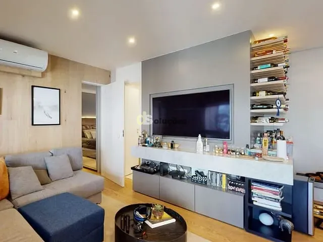 Apartamento 1 quarto e 2 banheiros, à venda, no bairro Cerqueira César em São Paulo