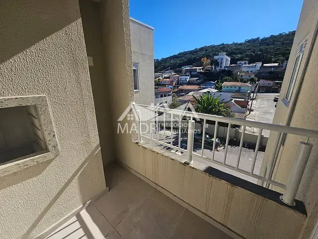 Apartamento 2 quartos e 1 banheiro, para alugar, no bairro Jardim Janaína em Biguaçu