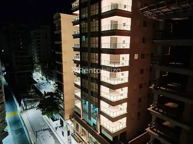 Apartamento 4 quartos e 1 banheiro, à venda, no bairro Meia Praia em Itapema