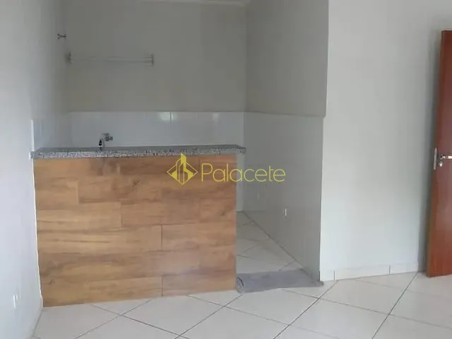Apartamento 1 quarto e 1 banheiro, para alugar, no bairro Alto do Cardoso em Pindamonhangaba