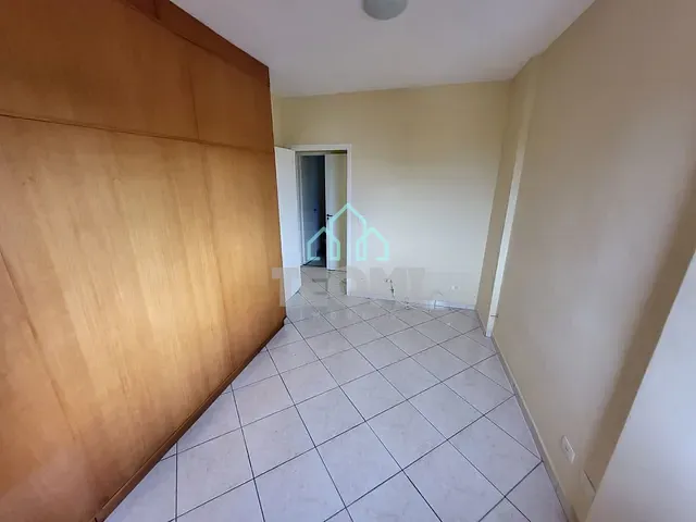Apartamento com 75m² 2 quartos e 2 banheiros, para alugar, no bairro Centro em Taubaté