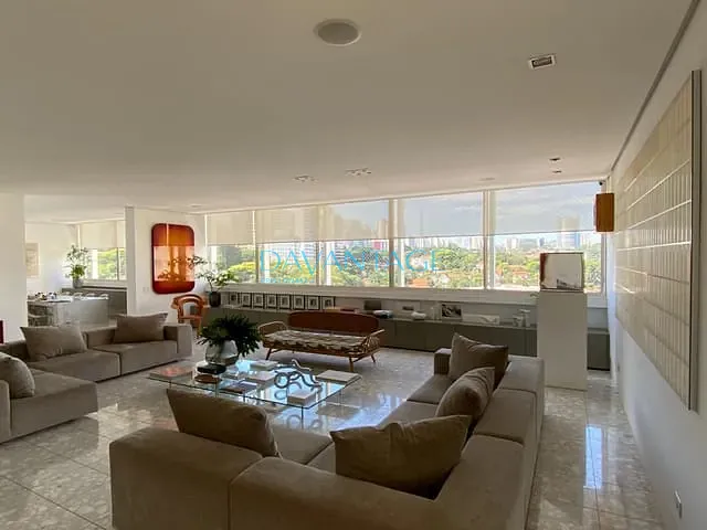 Apartamento com 506m² 4 quartos e 3 banheiros, à venda, no bairro Higienópolis em São Paulo