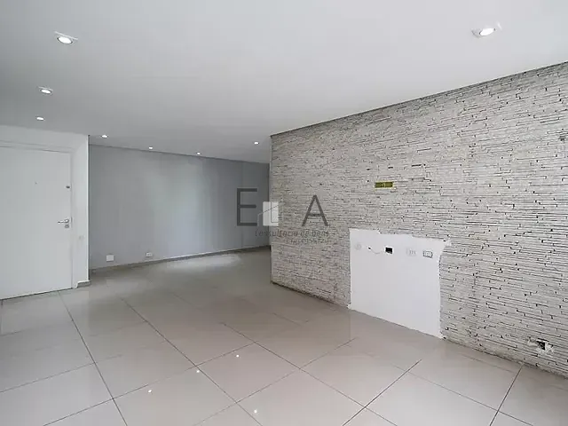 Apartamento com 128m² 3 quartos e 2 banheiros, para alugar, no bairro Vila Nova Conceição em São Paulo