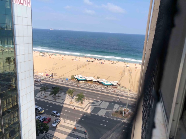 Foto do Apartamento - Excelente apartamento à venda, quadra da praia, a 50 passos da Avenida Atlântica Copacabana, Rio de Janeiro, RJ. | GrupoApi