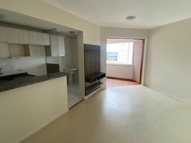 Apartamento com 105m² 3 quartos e 2 banheiros, para alugar, no bairro Residencial do Lago em Londrina