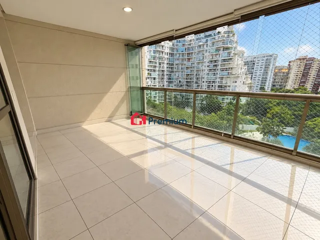 Apartamento 4 quartos e 3 banheiros, à venda, no bairro Barra da Tijuca em Rio de Janeiro